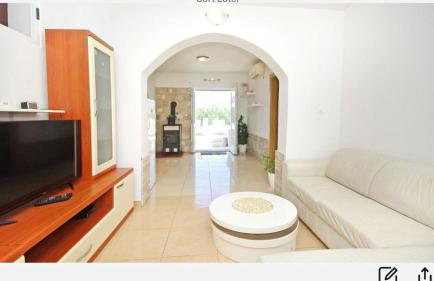 Vila Nova with private heating pool and jacuzzi - Foto 18