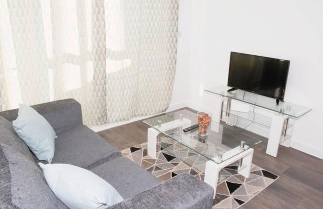 TMS Beautiful 2BR Apartment! Ensuite! Lakeside - Photo 8