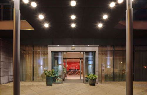 Adina Apartment Hotel Frankfurt Neue Oper - Photo 1