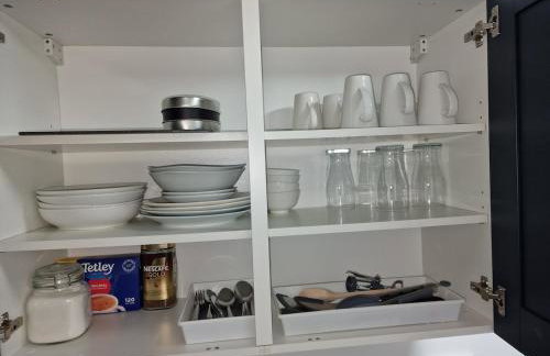 NightRest Homes - Studio Flat - Free Parking - 5 Minutes to Luton airport - Foto 14