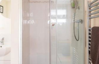 Riverside Bothy In Heart of Scenic Harbour Village - Photo 16