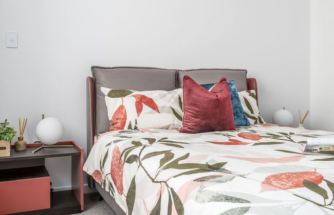 Sunrise Garden Suites - Photo 6