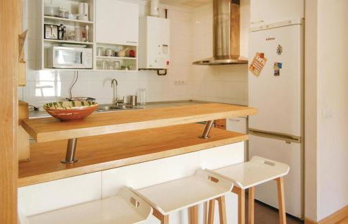 2 Bedroom Stunning Apartment In Llanes - Foto 10