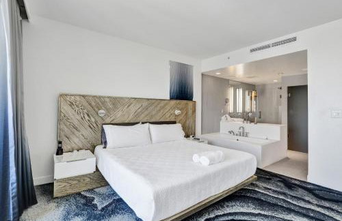 Luxury Corner 1 BR W Residence with Fantastic Intercoastal Views, Pool & Hot tub - Foto 36