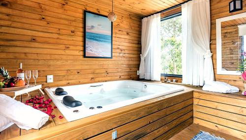 Casa com Banheira, Piscina e Quadra de Areia - Foto 3