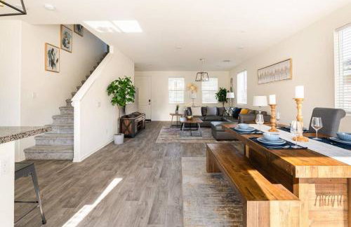 Spacious Modern Home in Sierra Lakes Fontana - Photo 31