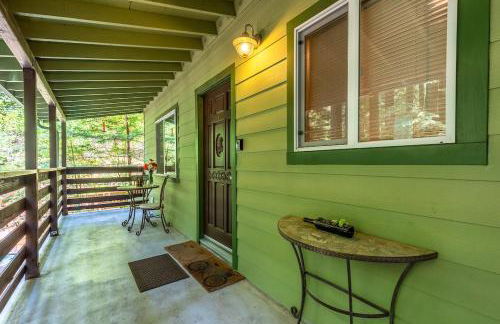 Vino Velo Retreat! Redwoods! Hot Tub!! Fire Table!! BBQ!! Game Room!! Fast WiFi!! Dog Friendly!! - Foto 12