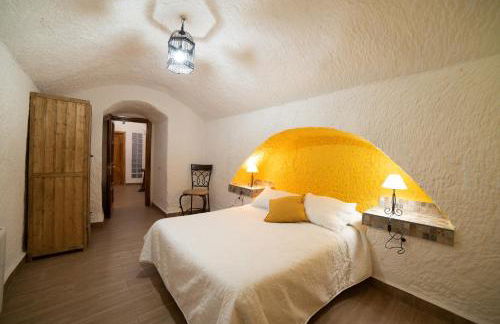 Cueva El Cortijo Gachas - Photo 73