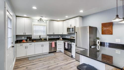 Peaceful Retreat with Hot Tub Near Lake Barkley! - Foto 5