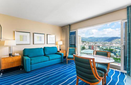 Ala Moana Hotel 1 bedroom sleeps 4 with King bed - Foto 1