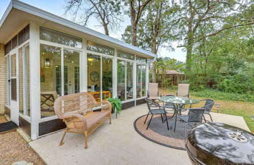 Sunroom and Yard Charming Hot Springs Home! - Foto 21