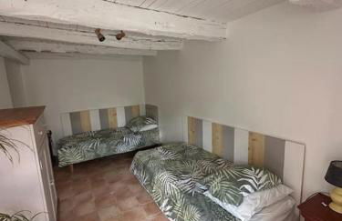 Gîte coteaux de Montcuq - 4 personnes - Foto 7