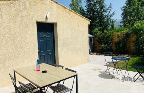 Cosy Lodge Sainte Baume - Photo 8
