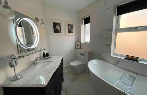 Beautiful Spacious Beach Home Newly Renovated - Foto 18