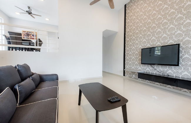 New Corner Shamrock Beach Villas Seaview - Photo 36