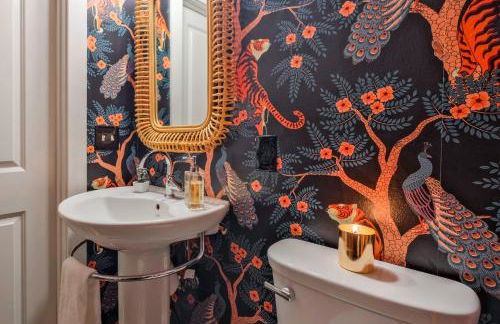 Hacienda SoCo - Fire Pit & 3 Min Walk to SoCo - Foto 19