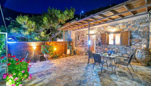 "PefkoPetro" Traditional House - Foto 1