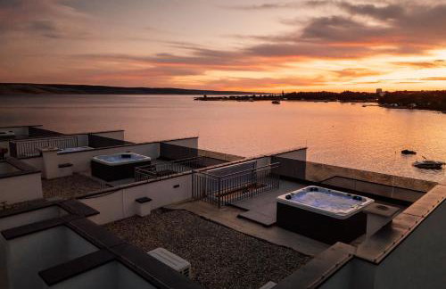 Beachfront Escape Villa Nevera - Foto 9