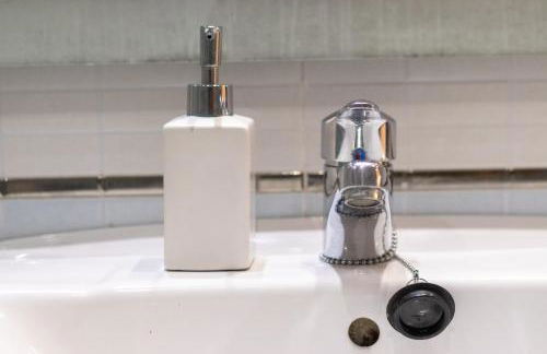 Luminoso, ascensor, tranquilo, centro de Bilbao - Foto 8