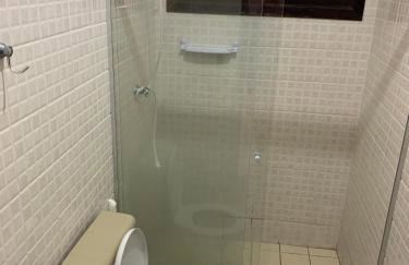 Casa na praia Litoral Norte com vista para o mar perto do centro - Foto 8