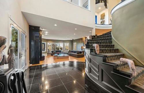 Vista De Lago Retreat Luxury Mansion with Pool and Theater - Foto 65