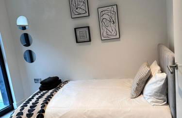 Stylist 2 Bedroom Apartment in Central London - Foto 49