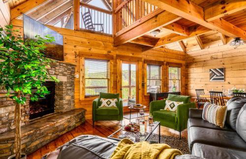 Splashtacular: Indoor Pool~Gorgeous Views~HotTub~GameRoom~Resort - Photo 4