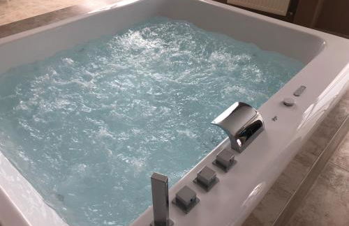 LE LOFT A BULLES (85m2 Jacuzzi Hammam Billiard Bar Douche Sauna) - Foto 30