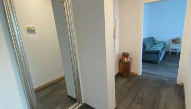 Large Central Apartment - MODERN & Fully Equipped - near fair - Foto 4