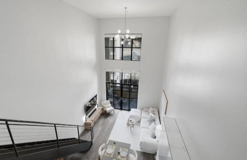 Modern Luxury Loft facing Santana Row w/Balcony - Photo 19