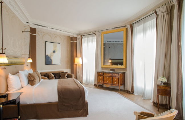 La Reserve Paris Hotel and Spa - Photo 48