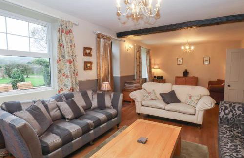 The Farmhouse - Photo 7