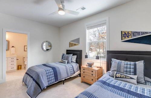 Luxury Estate with Stadium TDJ Views Sleeps 20 - Foto 14