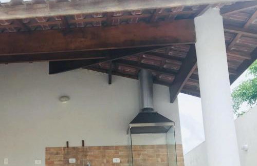 Casa completa com piscina perto da praia, garagem, aceita pet - Foto 16