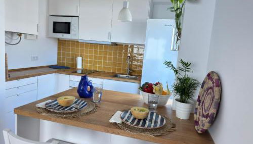 WHome Seaside Getaway Beachfront Apartment - Foto 4, stove