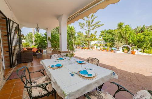 Cubo's Casa Vista Alegre - Photo 17