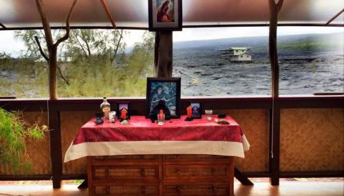 THE MAGICAL LAVA TEMPLE with EPIC Volcano Views! - Foto 4