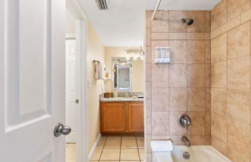 Oceanfront Condo with Amazing Views! Sunglow Resort 902 by Brightwild - Foto 14