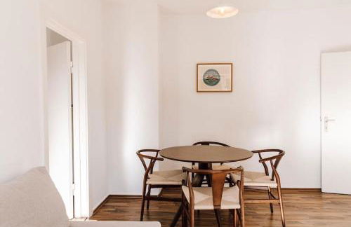 Komplett neu: 2-Zi zentral im Altbau. 24h-Checkin - Foto 4