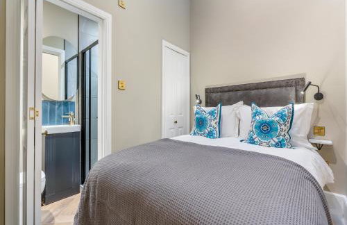 Old Bank House - Photo 12