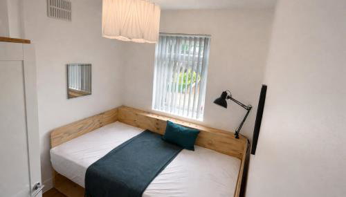 Contractor Base Newport 3 Bed Van Parking Sleeps 5 - Foto 4