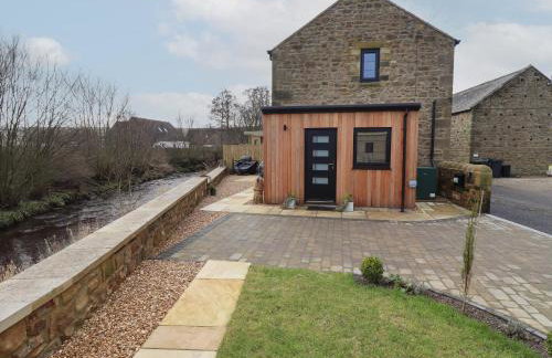 Rowan Barn - Photo 1