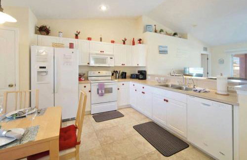 Villa M & M 3 bed 2 bath and a gorgeous pool - Foto 23