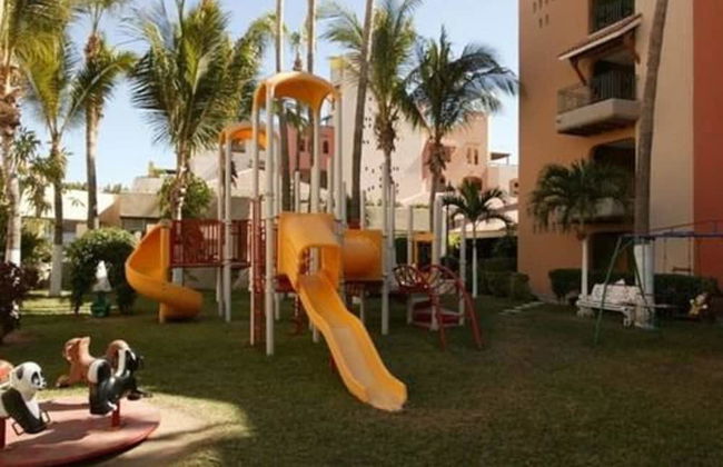 Great Nautical JR Suites (studio) in Cabo - Foto 21