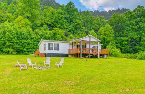 12 Mi to Hot Springs! Home with Pet-Friendly Yard - Foto 2