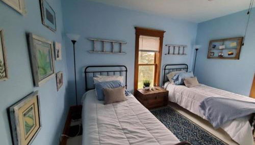 Roomy Vacation Rental for Two with a Private Bathroom near Cedar Rapids, Iowa - Foto 5