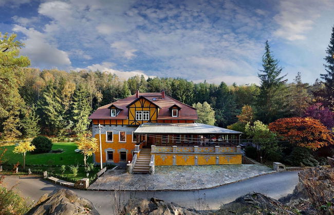 Exclusive Apartment in an art Nouveau Villa - Foto 1