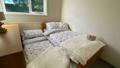 Cheerful 3 bedroom bungalow with indoor fire place - Foto 3