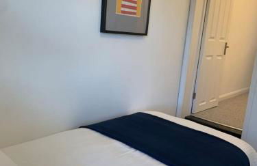 3 Bed Family House Free Parking - Foto 7