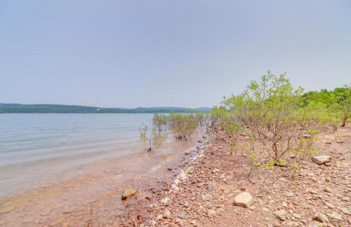 Arkansas Vacation Rental on Greers Ferry Lake! - Photo 38